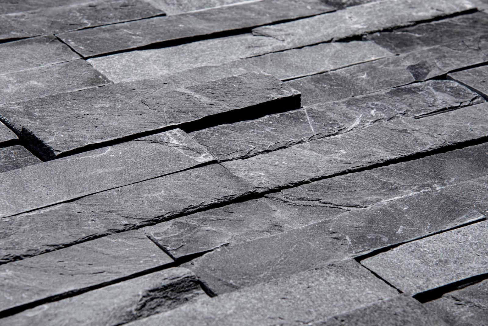 Kamień naturalny elewacyjny SLATE BLACK 10x35 czarny (3)